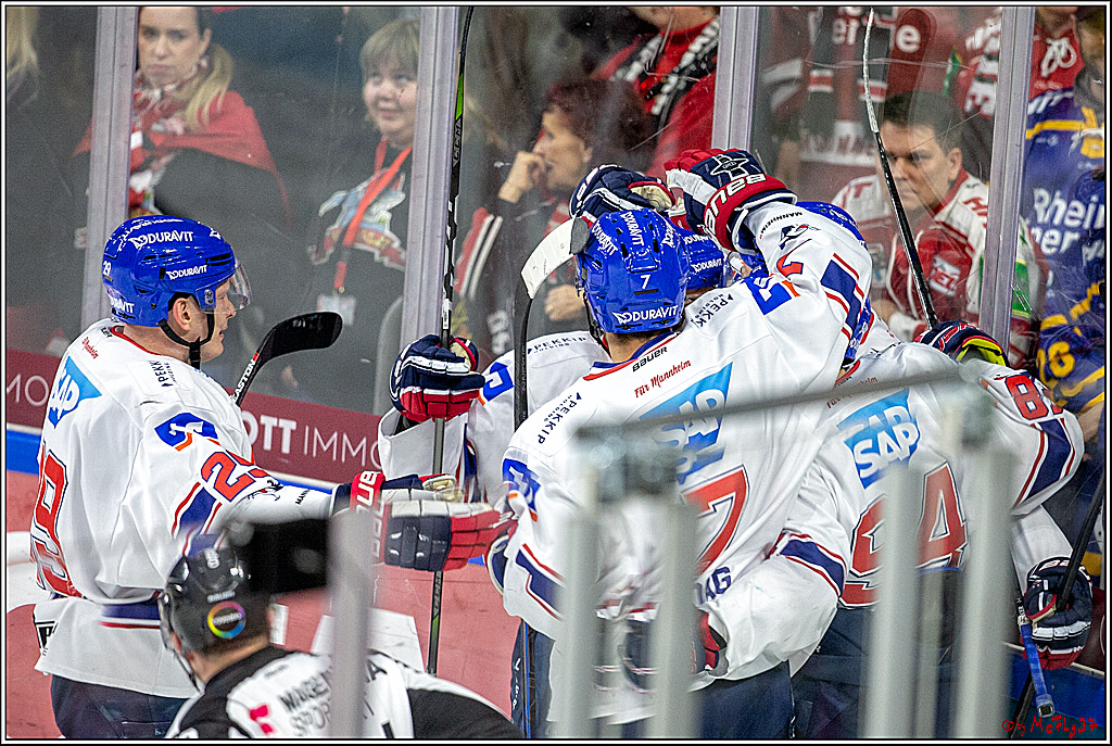 DEL; Koelner Haie - Adler Mannheim, 09.04.2019